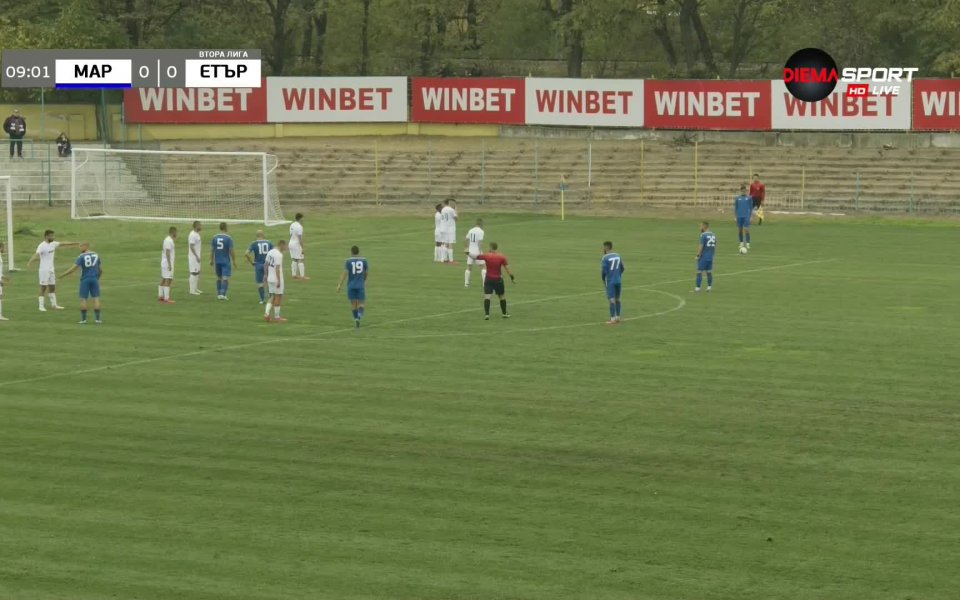 Марица води на Етър с 1:0 след 45 минути игра.