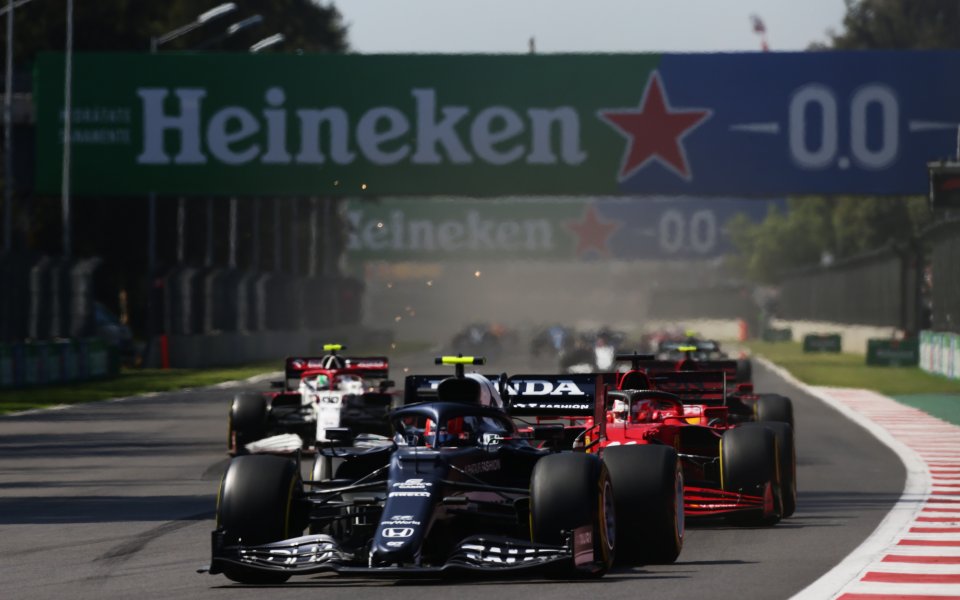 Пиер Гасли финишира четвърти в Гран при на Мексико и