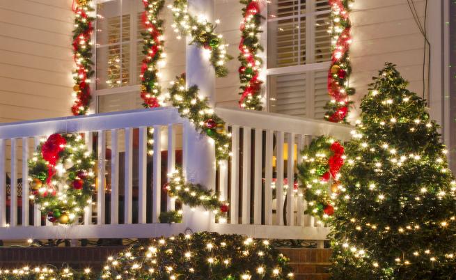Глобиха мъж в САЩ, защото украсил дома си твърде рано за Коледа