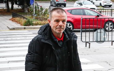 Наставникът на ЦСКА Стойчо Младенов не се чувства добре
