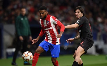 Атлетико Мадрид и Милан играят при резултат 0 1 в мач от Група