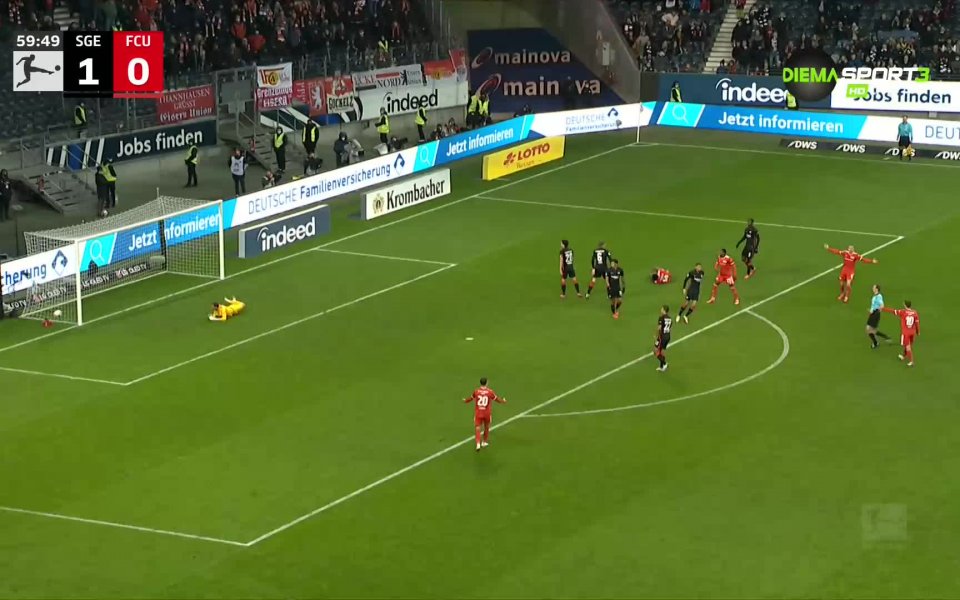 Айнтрахт победи Унион с 2:1 в мач от 13-ия кръг