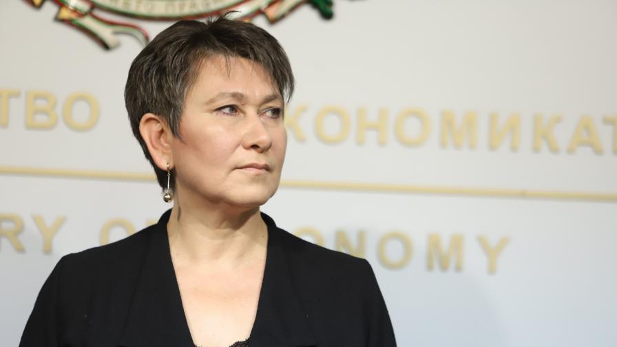 Освободиха Везиева от длъжността председател на Съвета на директорите в „Холдинг БДЖ“