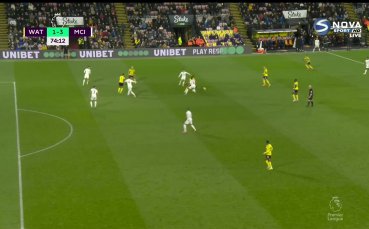 В 74 ата минута Уотфорд намали изоставането си Кучо Ернандес получи