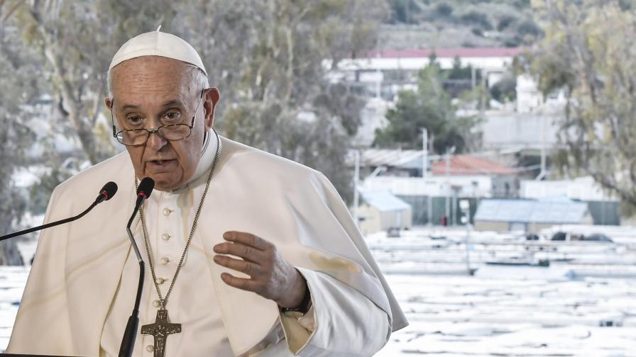 <p>Папа Франциск: Миграцията е проблем на целия свят</p>