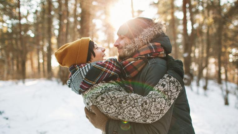  10 въпроса, с които да „ разчупите леда “ на първа среща 