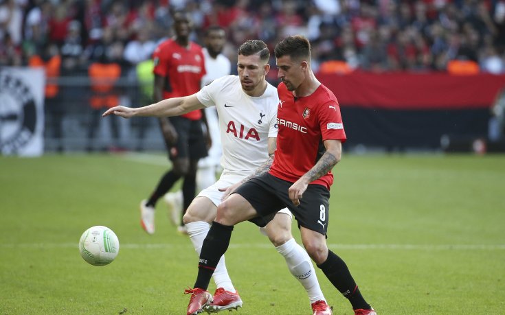 Скандал: Рен скочи на Тотнъм заради отменения мач