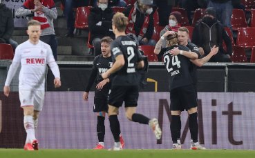 Аугсбург победи Кьолн с 2 0 като гост в мач от