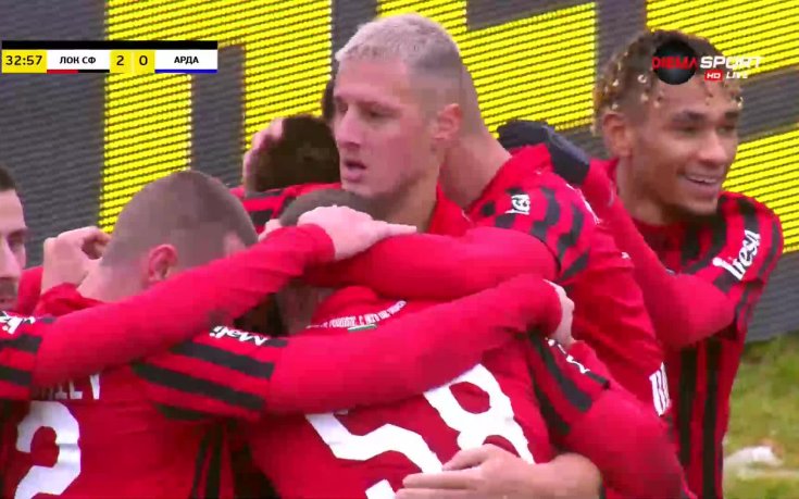 Рапосо удвои преднината на Локо София