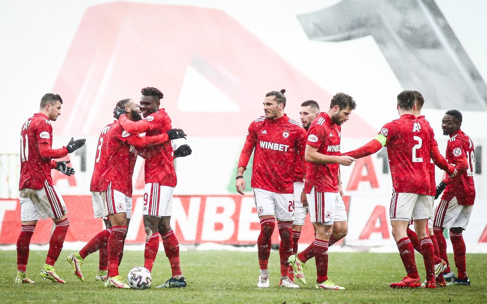 ЦСКА е много близо до привличането на второ ново попълнение.