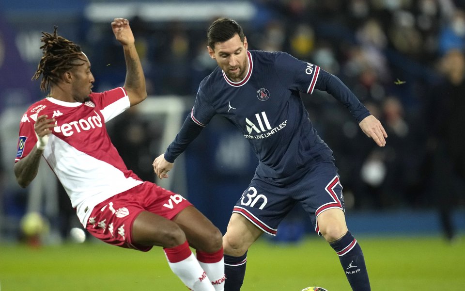 Отборите на Пари Сен Жермен и Монако се изправят един