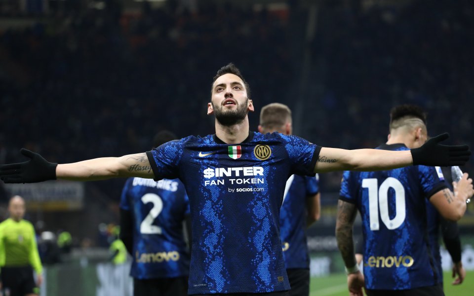 Хакан Чалханоглу изпрати послание до стария си клуб Милан, след