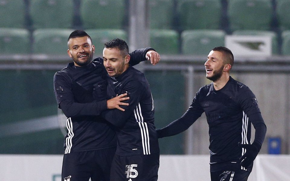 Пирин Благоевград е решил да стопира процедурата по търсене на