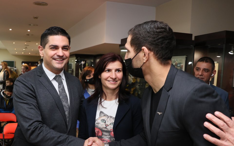 Министър Радостин Василев