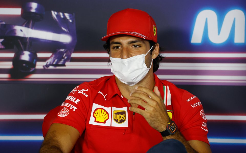Испанският пилот на Ферари Карлос Сайнц сподели очакванията си за