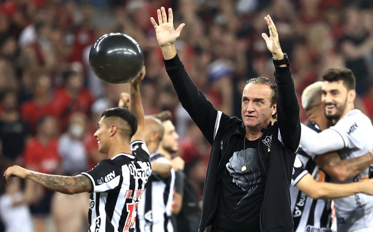 Бразилският шампион остана без треньор дни след титлата