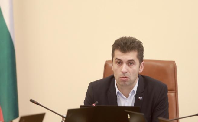 Премиерът Петков отказа на „Възраждане” и Мангъров