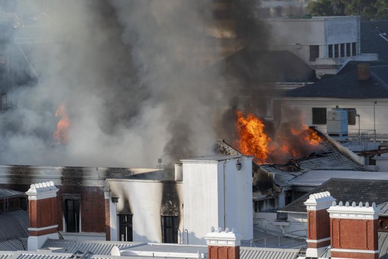 Кейптаун пожар