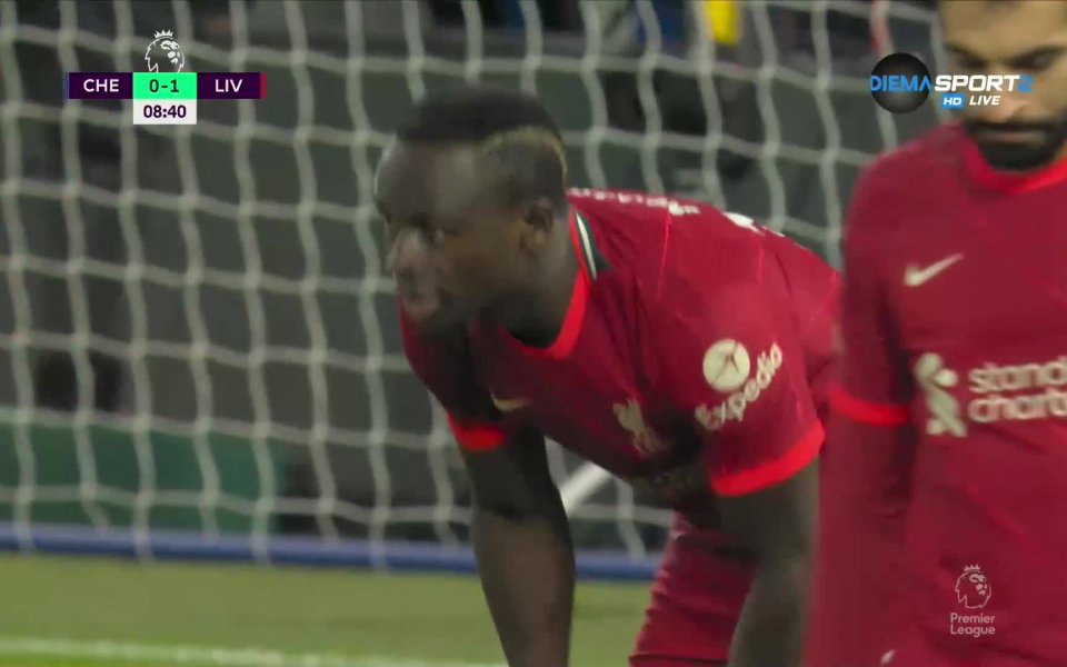 Ливърпул пръв удари в деветата минута след грешка на Трево