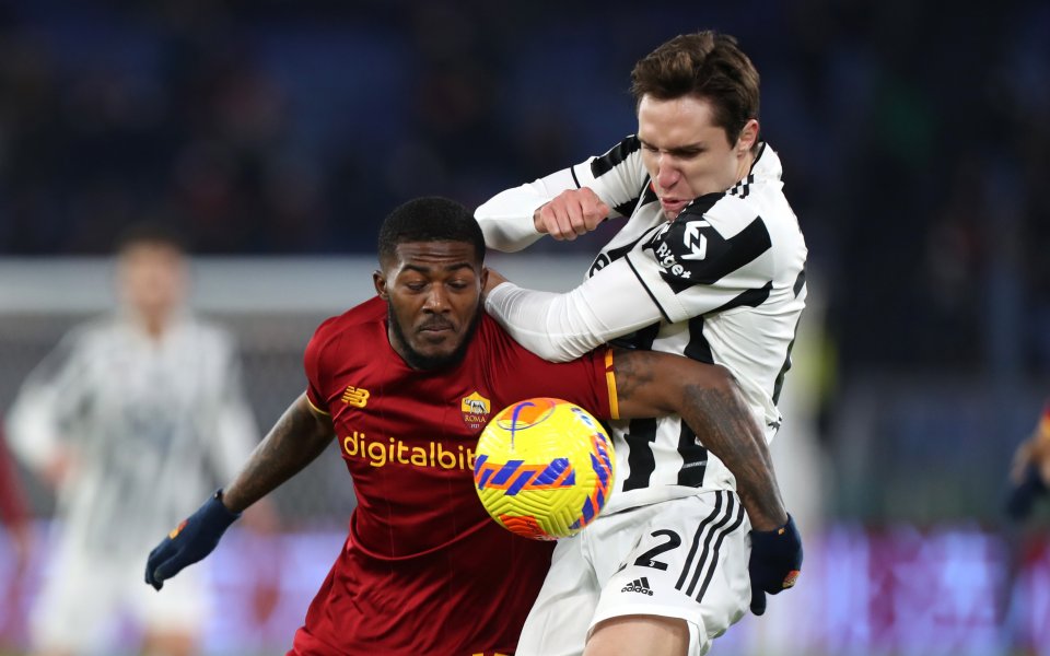 Отборите на Рома и Ювентус играят при резултат 1:1 след