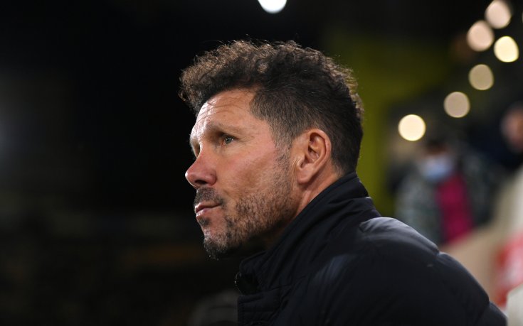 Симеоне захапа Шави преди дербито