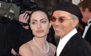 Най-малкият син на Били Боб Торнтън разкри каква е Анджелина Джоли като мащеха