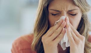 Нормално ли е симптомите на настинка да продължават със седмици?