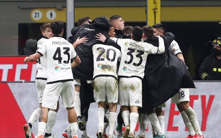 Мощна издънка на Милан - вратар отчая 