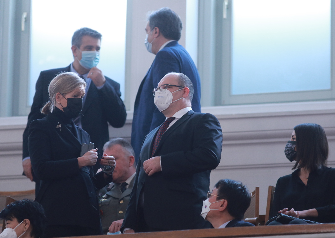 <p>На тържествена церемония президентът и вицепрезидентът на Република България Румен Радев и Илияна Йотова положиха клетва за втория си мандат пред Народното събрание</p>