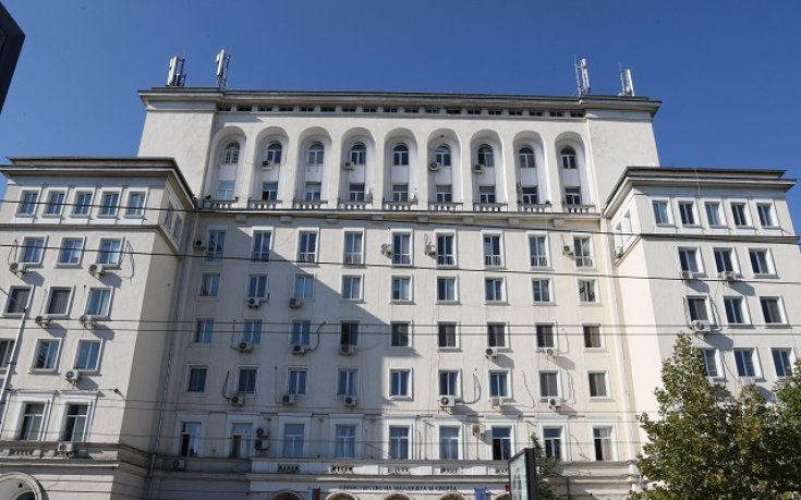 Хванатият с белязан подкуп служител на ММС е с мярка 