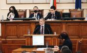 Скандали в НС с оставката на депутата Александър Тодоров