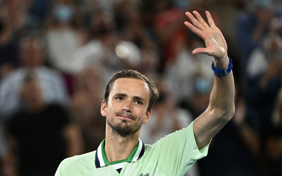 Стефанос Циципас - Даниил Медведев 1:3 сета [6:7 (5), 6:4, 4:6, 1:6] / Australian Open, 1/2-финал, 28.01.2022 г.