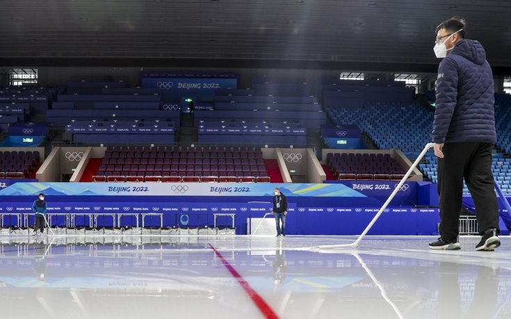Допуснаха скандален съдия до олимпийския турнир по фигурно пързаляне в Пекин