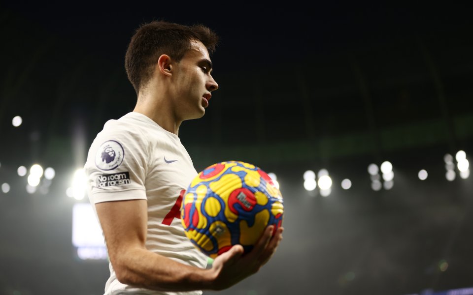 Реал Мадрид сериозно обмисля възможността да си върне защитника Серхио