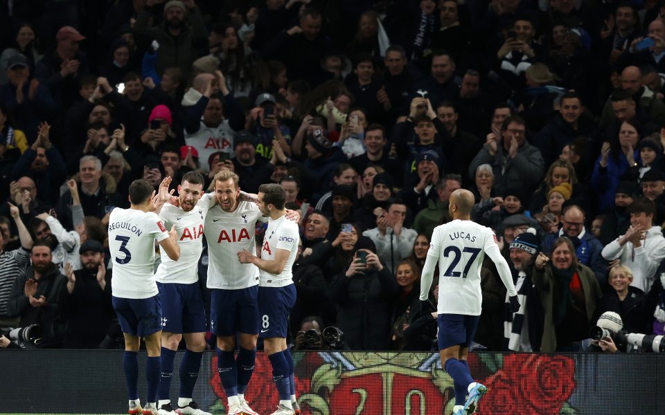 Отборът на Тотнъм надви Брайтън с 3:1 и продължава напред