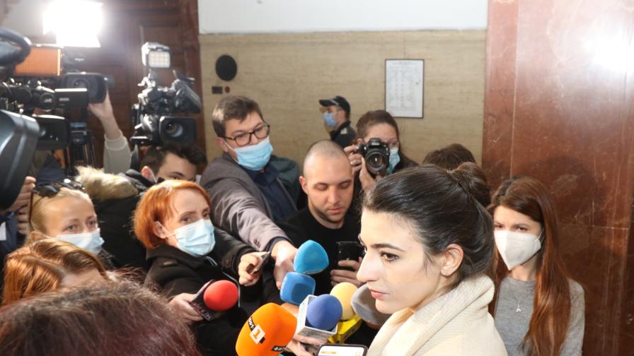 Лена Бориславова на разпит в прокуратурата