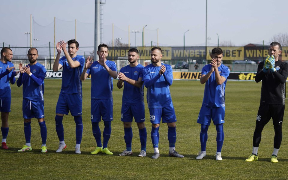 След кратка почивка представителният тим на Марица (Пловдив) проведе в