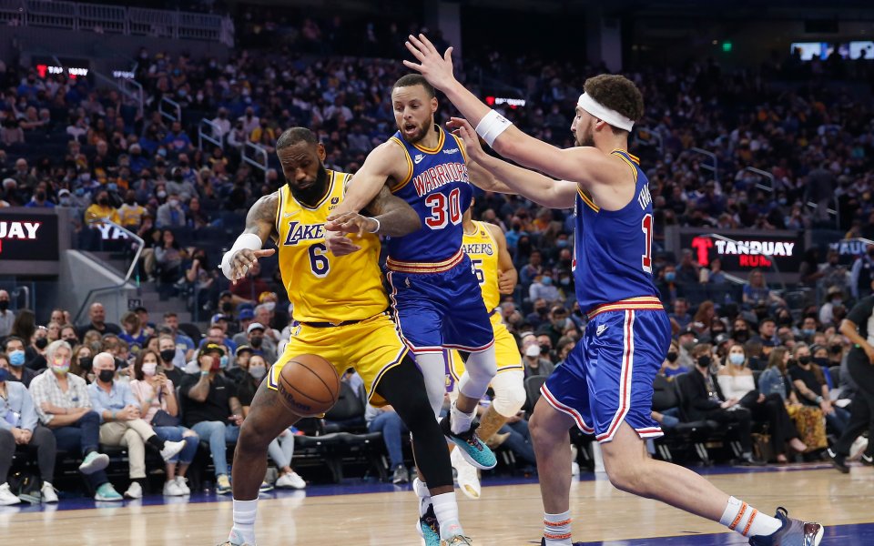 Клей Томпсън завърши с 33 точки и поведе Голдън Стейт