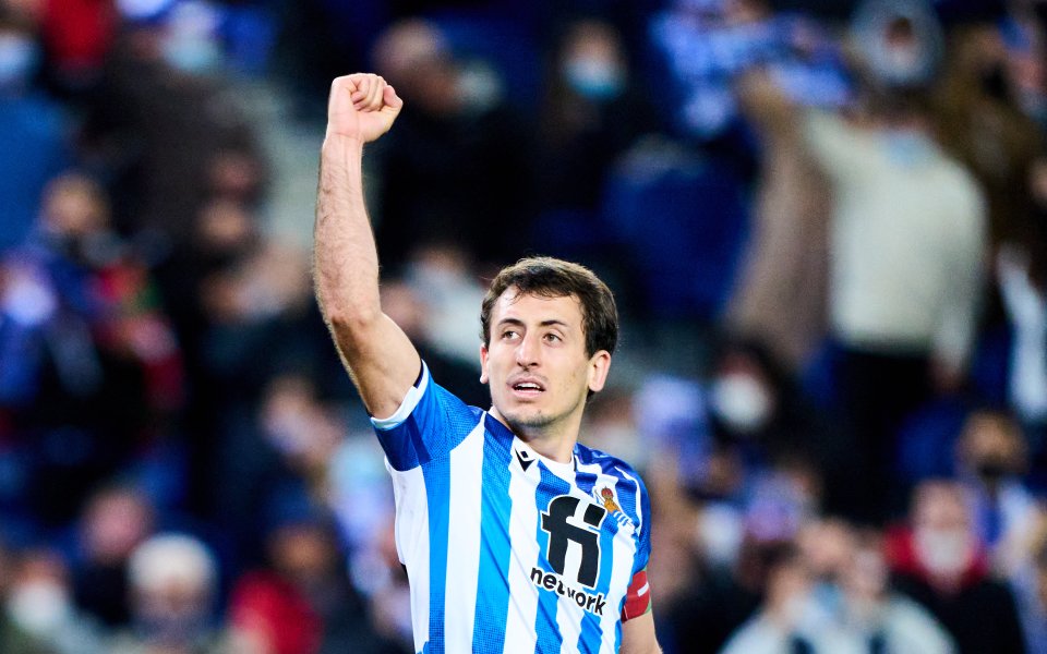 Отборът на Реал Сосиедад надви с 2:0 Гранада и спря