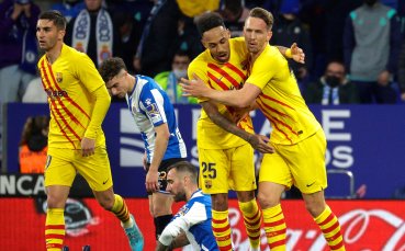 Люк де Йонг спаси Барселона в последната секунда в шеметното градско дерби