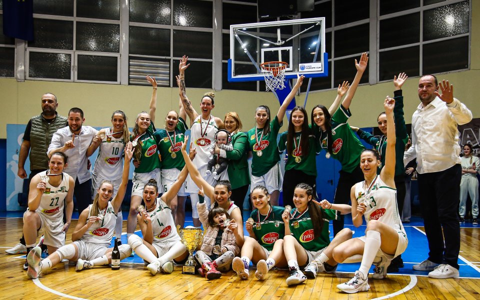 Баскетболистките на Берое триумфираха с Купата на България