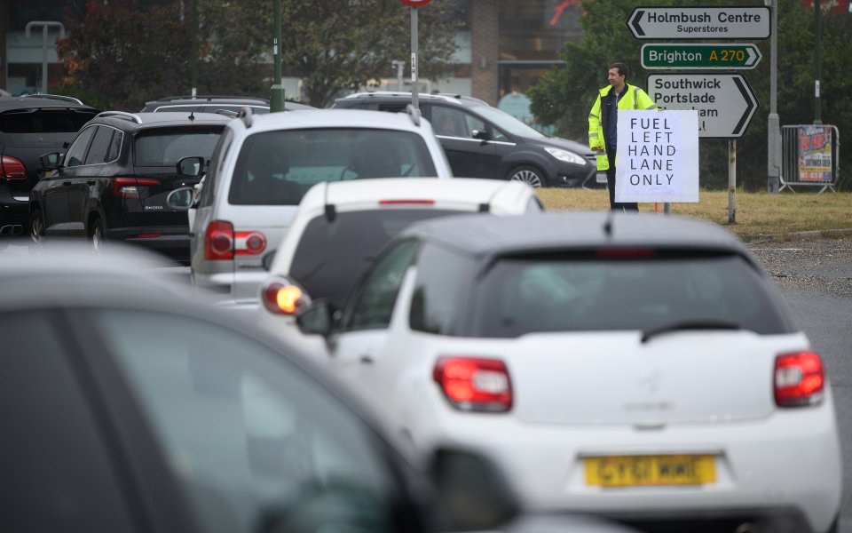Дубоят от 27-ия кръг на Висшата лига в Англия между