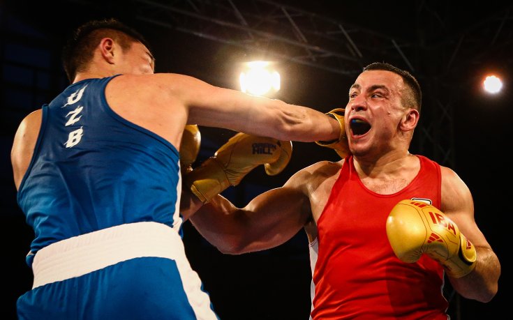 Нови загуби за българите на Европейското първенство по бокс за мъже в Армения