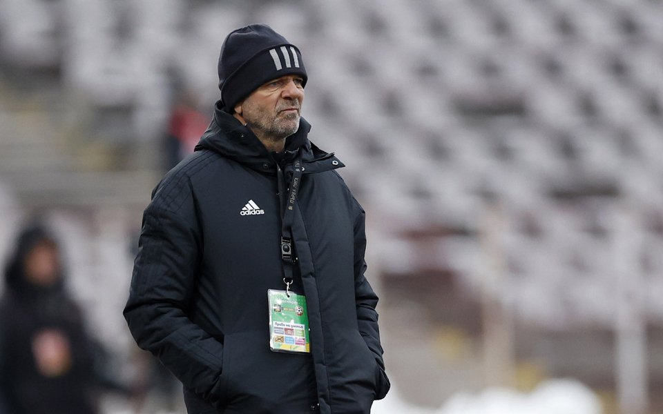 Треньорът на ЦСКА - Стойчо Младенов, все още не е