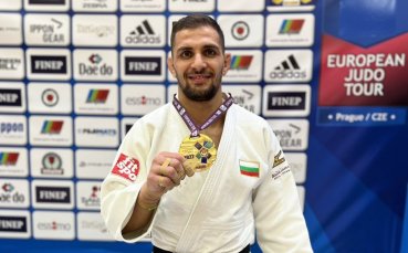 Румънецът Алекс Крет спря Ивайло Иванов на старта на Европейското