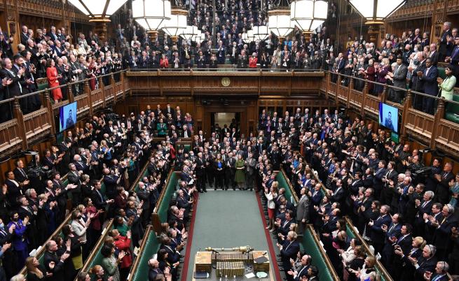 Зеленски към британските депутати: Въпросът за нас сега е да бъдеш или да не бъдеш