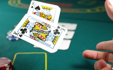 В днешно време покерът е една от игрите на карти