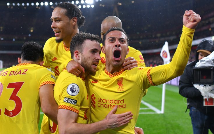 Битката за титлата ще е жестока! Ливърпул подчини Арсенал насред Лондон и се залепи за Ман Сити