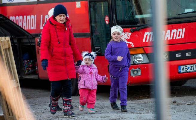 10 милиона украинци са напуснали дома си