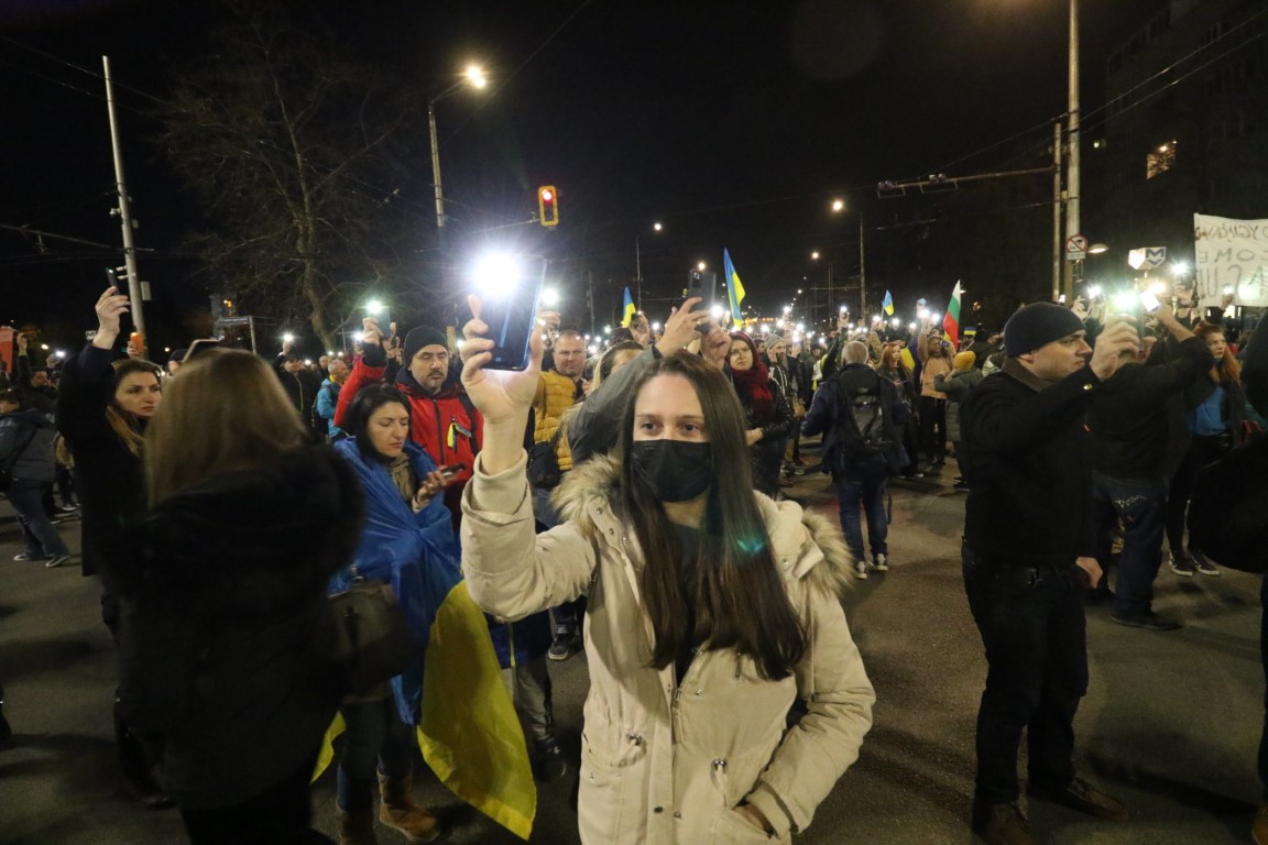 Огромно шествие в София срещу войната в Украйна